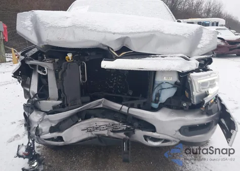 2019 Ram 1500 Limited 4X4 5'7 Box z USA, uszkodzony, nr VIN 1C6SRFHT3KN512901